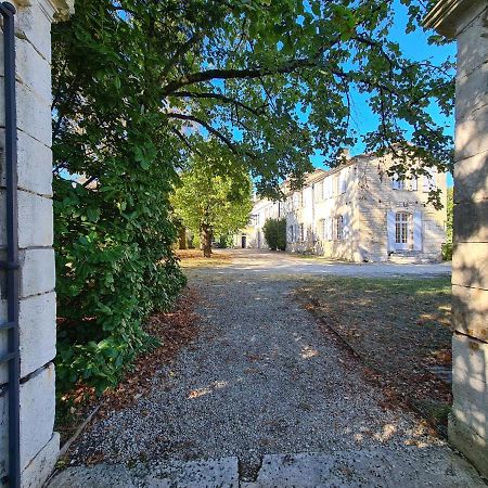 Bed and Breakfast Domaine De Belisle Magnac-sur-Touvre Екстер'єр фото